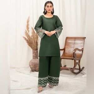 Pakistani Indian Bollywood Farshi Shalwar Dark Green Embroidered Kurta Set